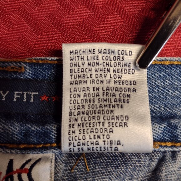 Bill Blass Plus Size Women’s Easy Fit Blue Jeans – Size 20W - Picture 6 of 6